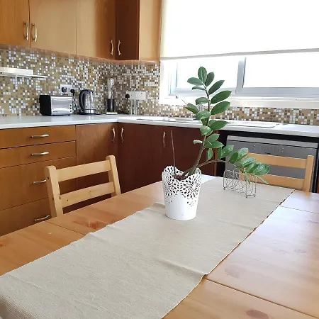 Colonial Beach Villa 16 & 15 פריווליה