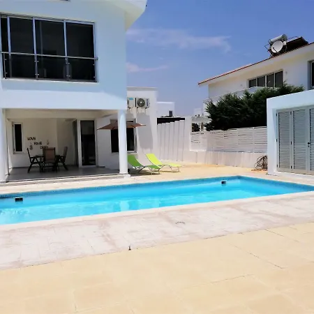 Colonial Beach Villa 16 & 15